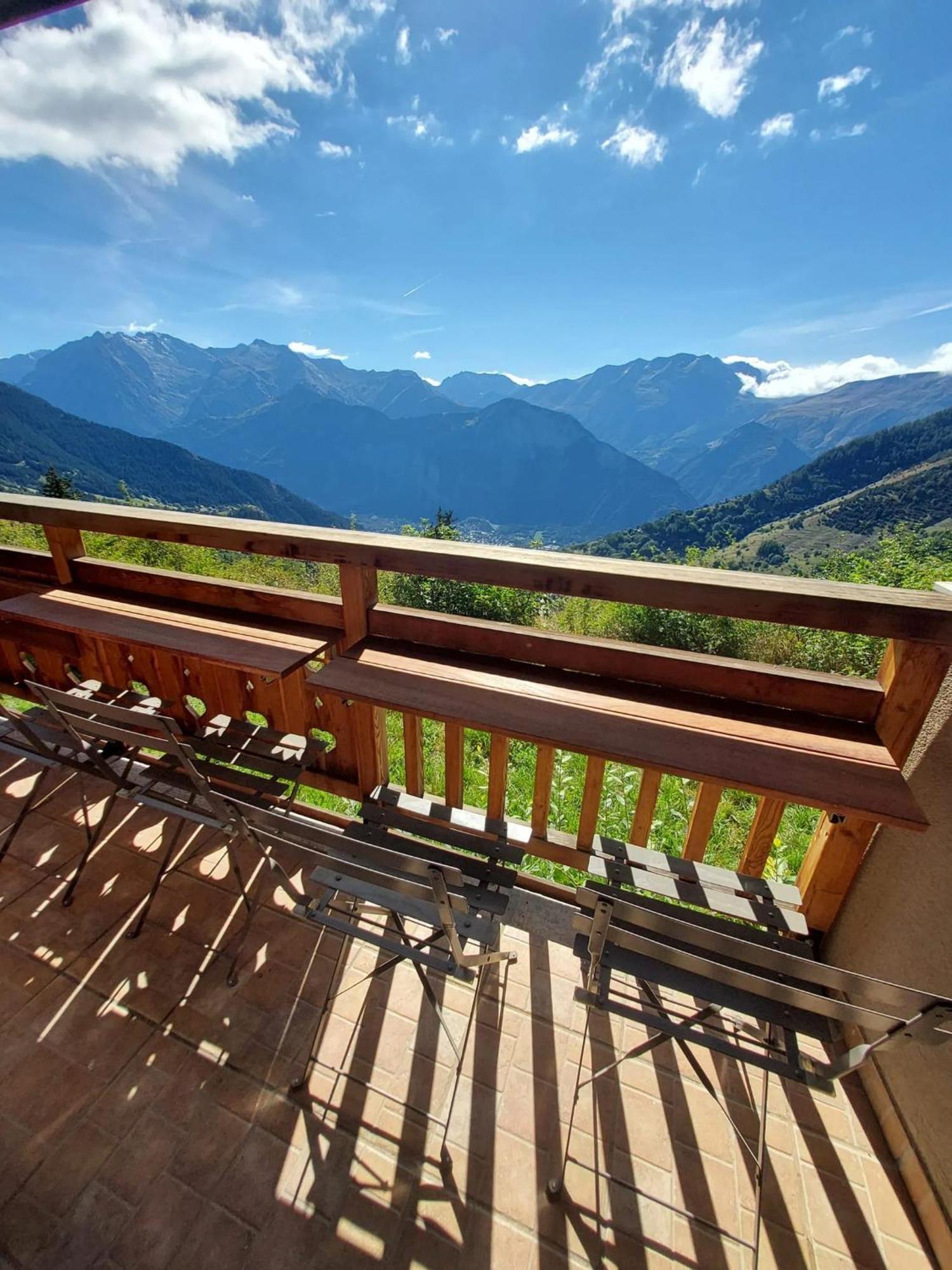 Appartement Confortable A L'Alpe D'Huez De 27 M² Avec Vue Montagne Exterior photo